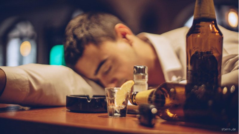 Was passiert, wenn man Alkohol trinkt auf Antidepressiva?