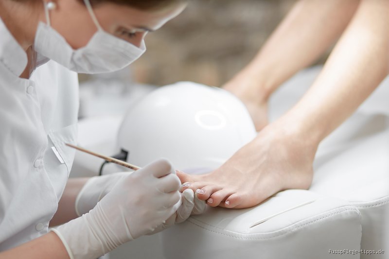 Wie lange dauert eine Fußpflegebehandlung?