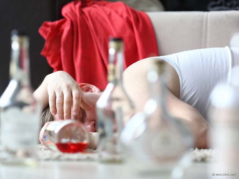 Wie schlimm ist eine Alkoholvergiftung? Direkte Antwort, persönliche Einschätzungen & Warnsignale