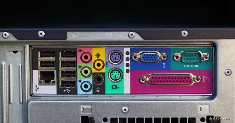 Quels sont les 4 ports d'un ordinateur ?