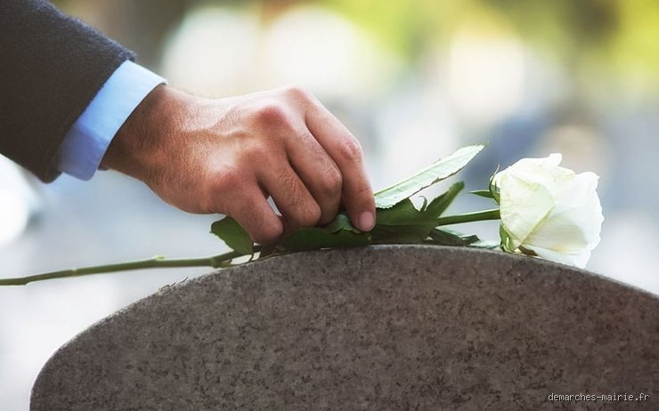 Comment déclarer un décès à tous les organismes ?