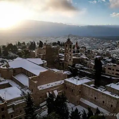 L'église de la Nativité est-elle vraiment le lieu de naissance de Jésus ? Entre foi millénaire et doutes archéologiques