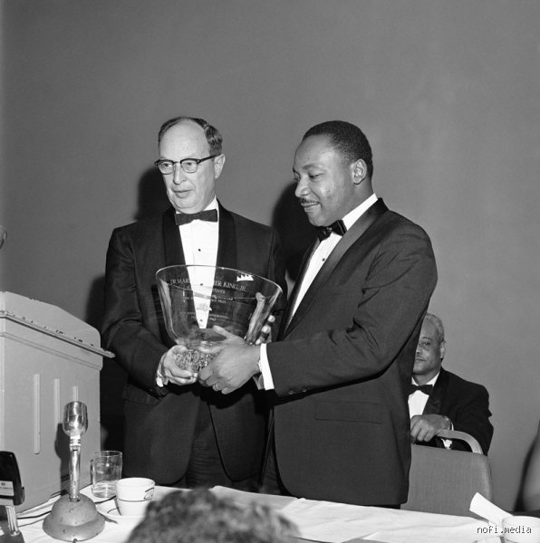 Quand Martin Luther King a reçu le prix Nobel de la paix ?