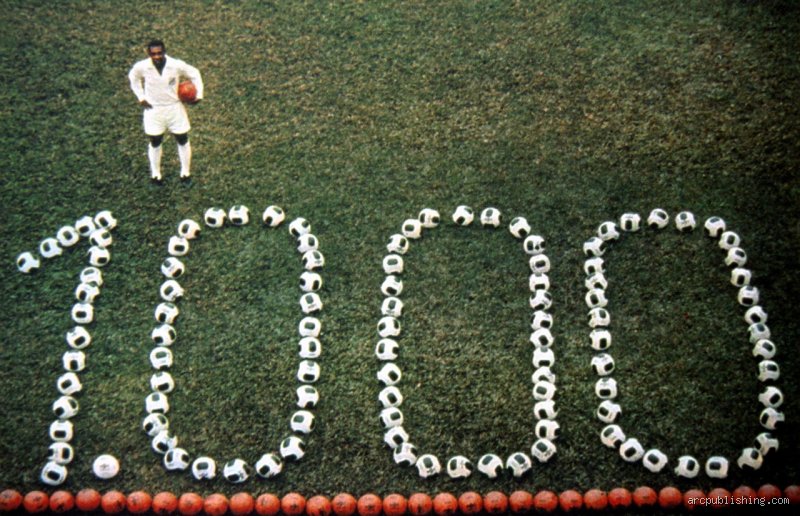 Est-ce que Pelé a marqué 1000 buts au cours de sa carrière professionnelle de footballeur ?