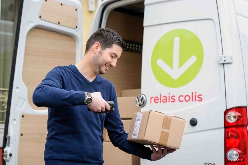 Est-ce qu'un particulier peut envoyer un colis en point relais ?