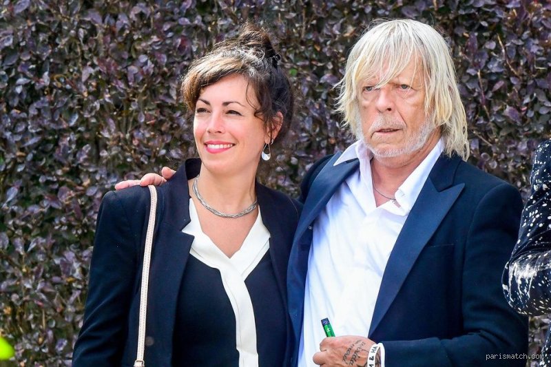 Qui sont les frères et sœurs de Renaud ? La vérité sur le clan Séchan