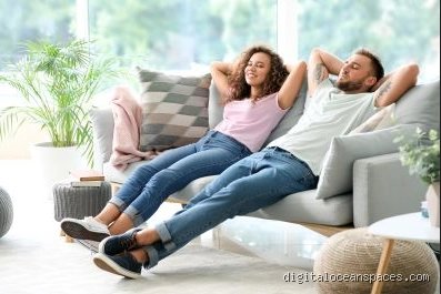 Comment dire "easy going" en français pour capter toutes les nuances de cette attitude sans sonner comme un dictionnaire ?
