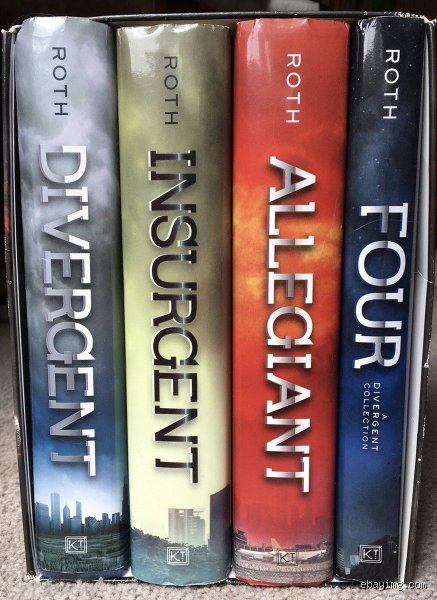 Comment s'appelle une série de 4 livres ?