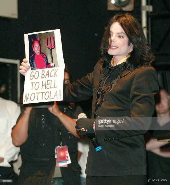 Pourquoi Michael Jackson n'aimait-il pas Tommy Mottola ?