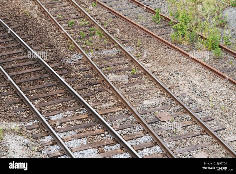 Wer stellt Eisenbahnschienen her?