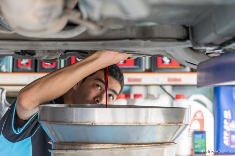Quel risque de ne pas faire la vidange ? Les dangers réels pour votre moteur
