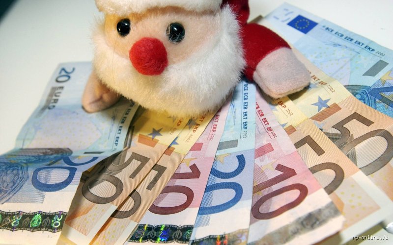 Urlaub und Weihnachtsgeld gestrichen? Chef-Willkür oder dein gutes Recht?