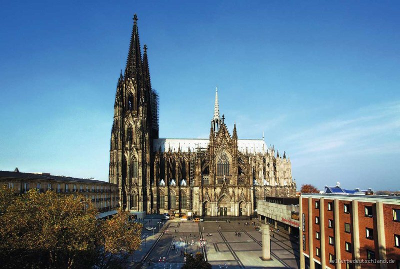 Wo steht der größte Dom Deutschlands? Der Kölner Dom als beeindruckender Rekordhalter