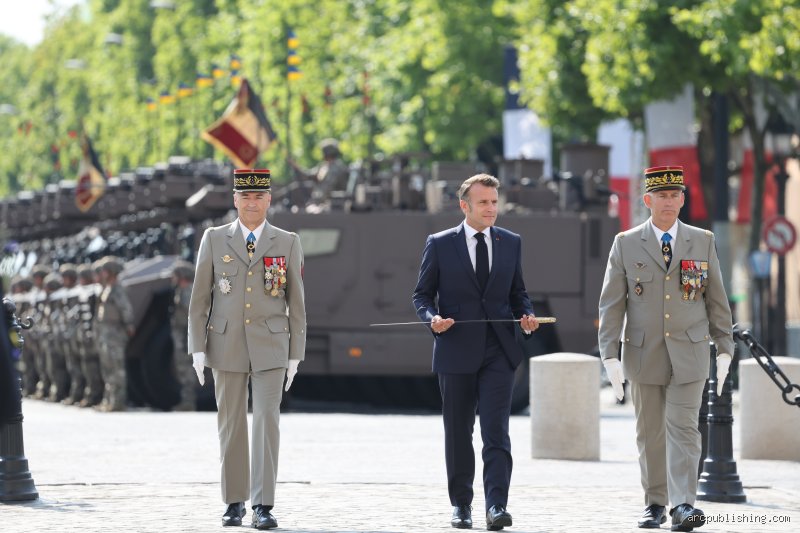 La France a-t-elle une meilleure armée que le Royaume-Uni ? Le duel fratricide des deux derniers géants militaires d'Europe