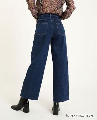C'est quoi la coupe wide leg ? Une tendance mode qui change tout