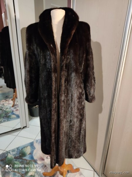 Vendre un manteau de vison d'occasion : où, comment et à quel prix en 2024 ?