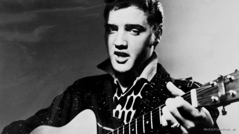 Was war das erste Lied von Elvis?