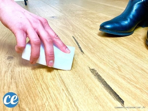 Comment Enlever les Traces d'Éponge Magique : Tout ce que Vous Devez Savoir