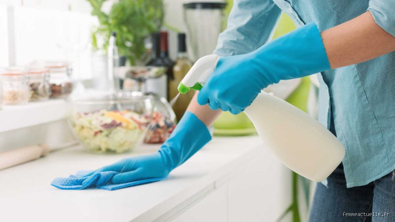 Quel est l'endroit de votre maison qui contient le plus de bactéries ?