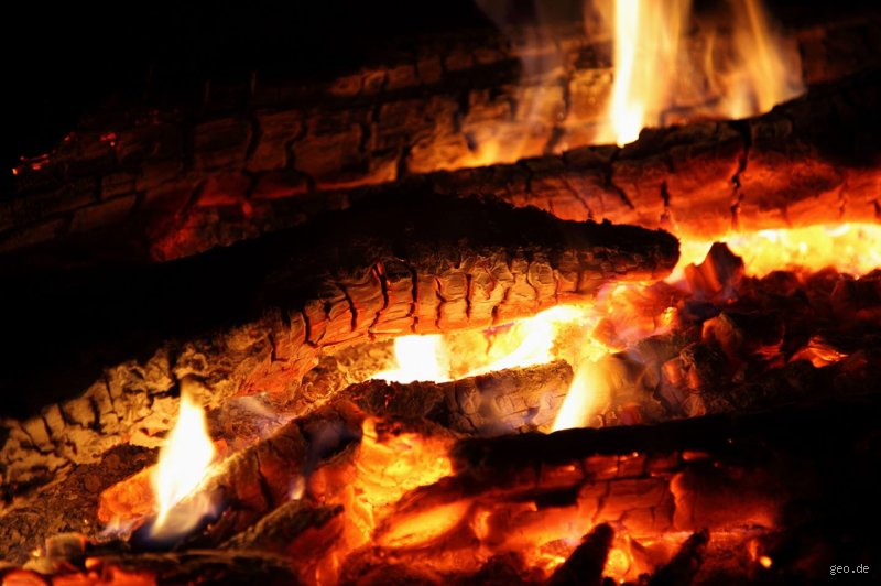 Was ist das heißeste Feuer der Welt? Die absolute physikalische Grenze der Glut entfesselt