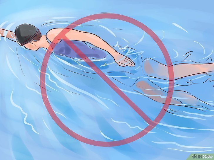 Wie kann man schwimmen gehen wenn man seine Tage hat ohne Tampons?