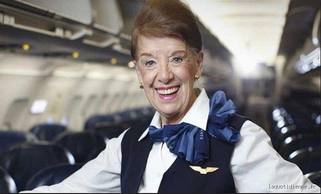 Embauchent-ils des hôtesses de l'air plus âgées ? Enquête sur la fin d'un tabou chez les compagnies aériennes