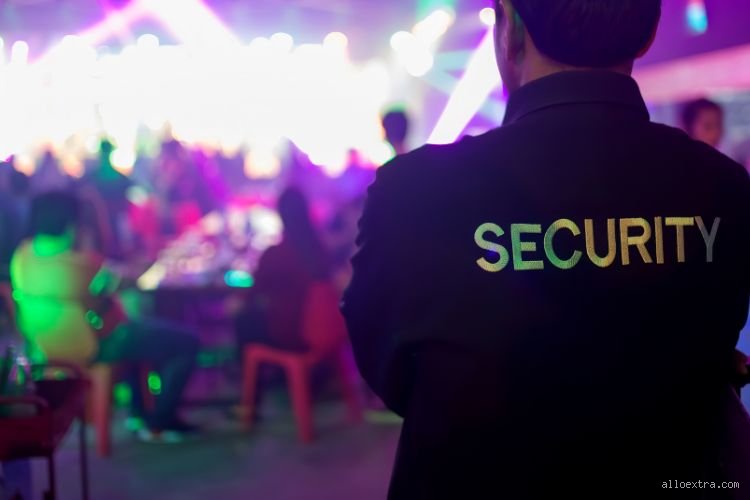 Quel est le salaire d'un videur de boîte de nuit ?