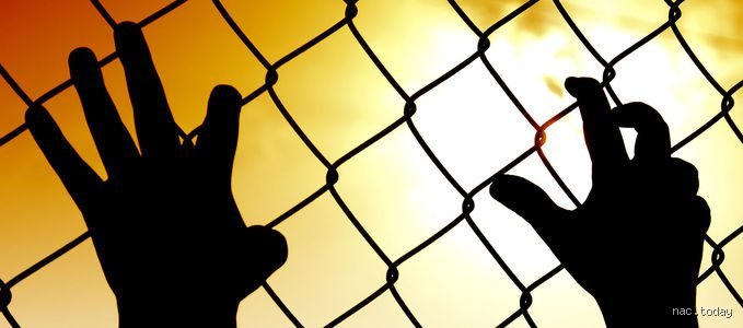 Dieu dit-il que tous les humains sont égaux ? Enquête sur un paradoxe divin qui hante l'histoire des civilisations
