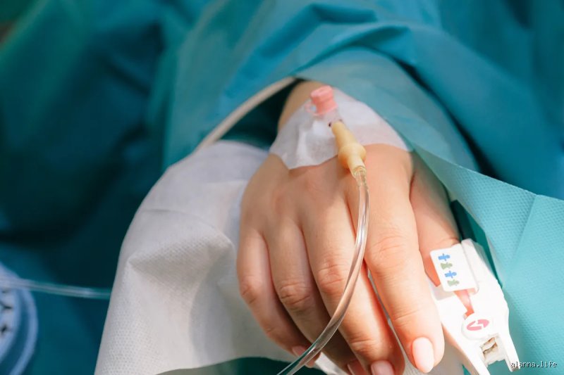 Combien de temps dure une sédation profonde avant le décès ? Comprendre le délai de la fin de vie sous sédatifs