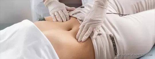 Comment puis-je vider mon côlon et dégonfler mon ventre ?