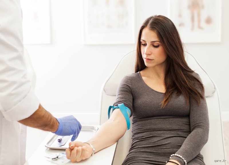 Dois-je aller à l'hôpital si ma glycémie est de 260 ? Comprendre l'urgence réelle face à l'hyperglycémie modérée