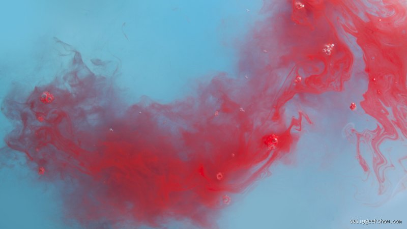 Existe-t-il un produit à mettre dans une piscine pour détecter l'urine : la vérité derrière ce mythe tenace du colorant rouge