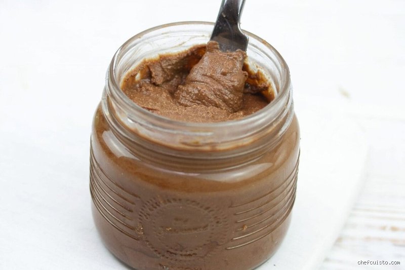 Peut-on manger du Nutella dans une école sans noix ? Le dilemme entre la tartine culte et la sécurité des élèves