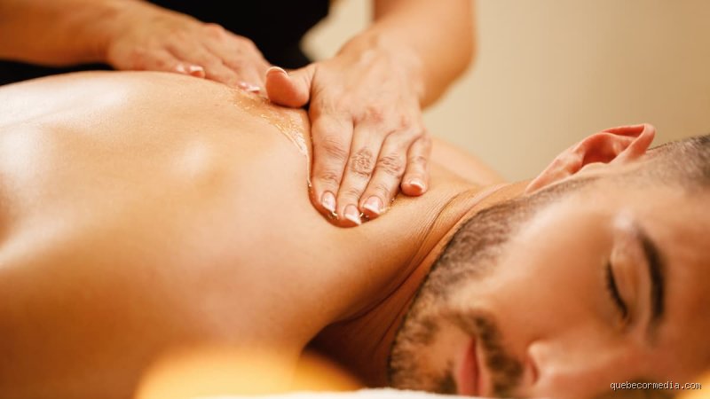 Que se passe-t-il si j'ai une érection pendant un massage complet du corps : dédramatiser un phénomène physiologique naturel