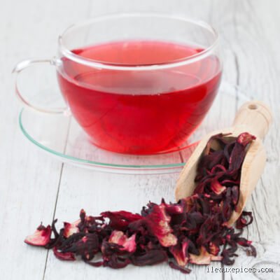 Quelle est cette boisson rouge qui fait baisser la glycémie et pourquoi tout le monde en parle aujourd’hui ?