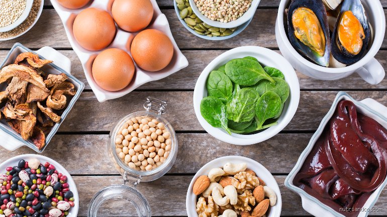 Quelle est la vitamine qui combat l'anémie ? Le guide complet pour enfin retrouver votre énergie vitale