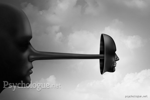 Comment s'appelle une personne qui croit à ses mensonges ? Décryptage d'un phénomène psychologique troublant