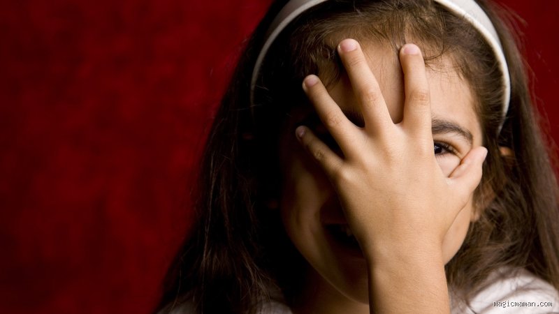 Epiler ma fille de 9 ans : Crime contre l'enfance ou geste d'amour ?
