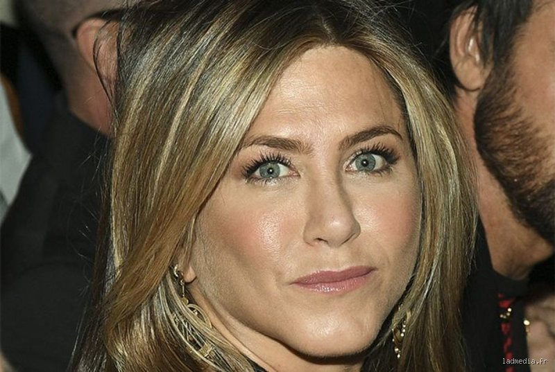 Quelle actrice de 52 ans est enceinte ? Le mystère qui bouscule Hollywood et nos certitudes biologiques
