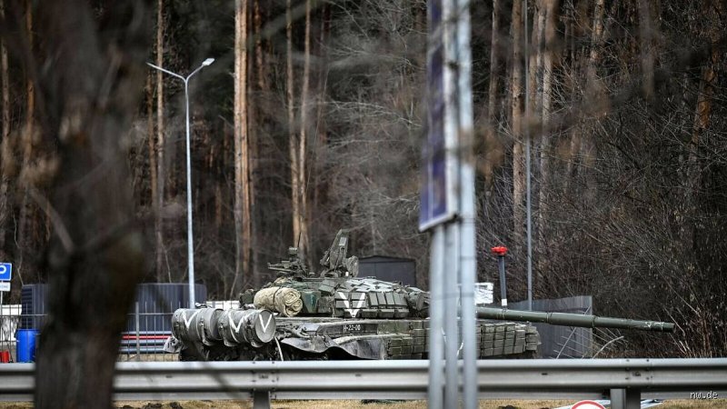 Was bedeutet V auf russischen Panzern? Die taktische Symbolik erklärt