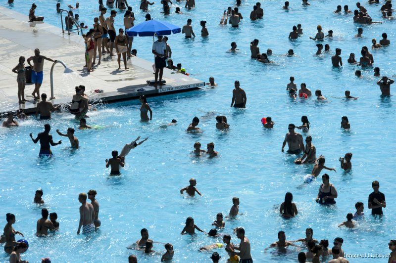 Estce vraiment dangereux de rester dans une piscine quand il y a de l — free download