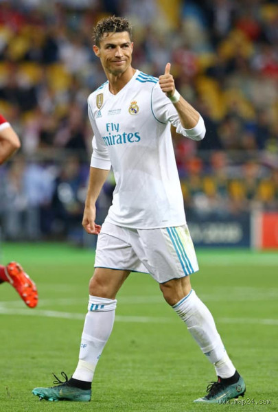 Qui a acheté Ronaldo ? L’incroyable transfert du siècle