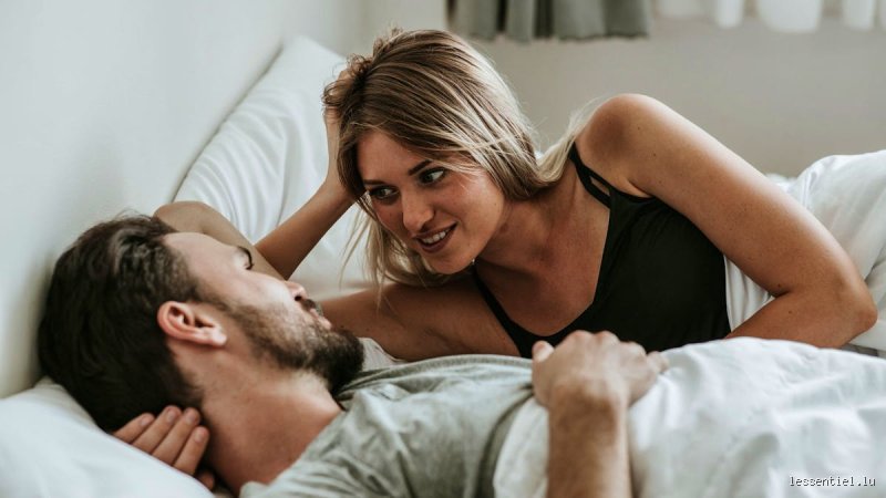 Pourquoi les hommes aiment les mots crus au lit ?