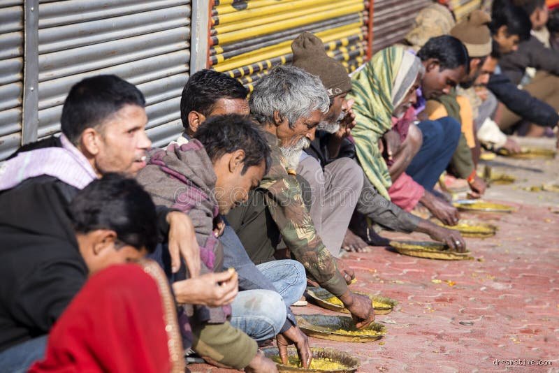 Comment on appelle les pauvres en Inde ?