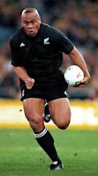 À quelle vitesse Jonah Lomu pourrait-il courir le 100 mètres ? Analyse scientifique d'un mythe des rectangles verts