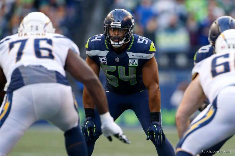 C'est quoi un linebacker ? Le cœur tactique et la machine à plaquer du football américain