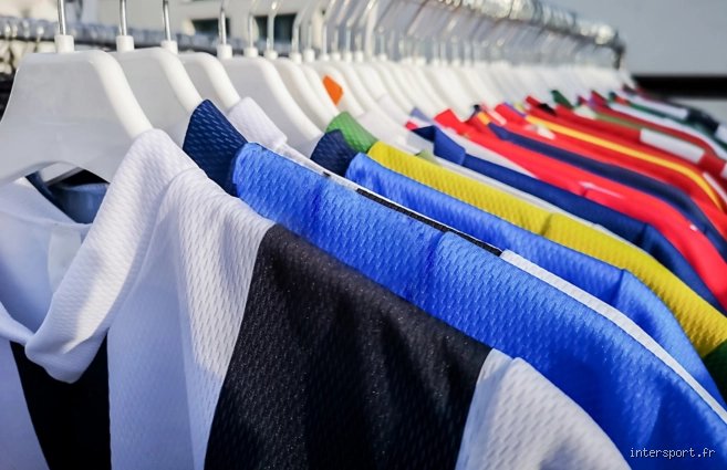 Comment se fait le choix des maillots de foot ?
