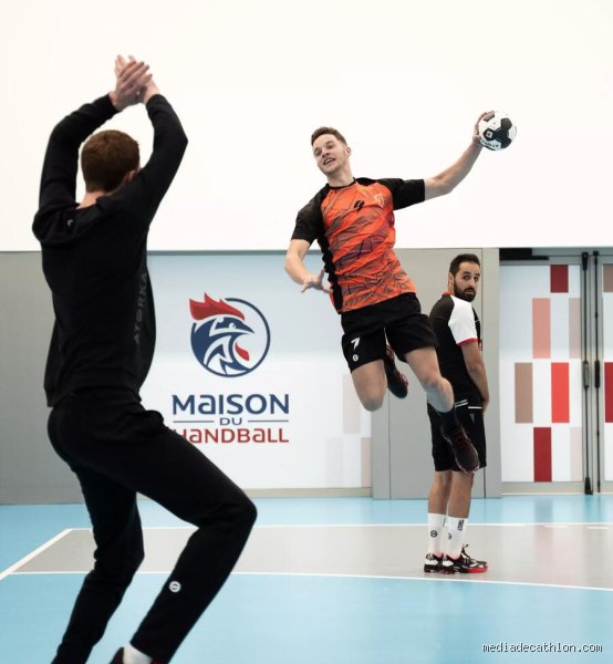 Où tirer au hand-ball ?