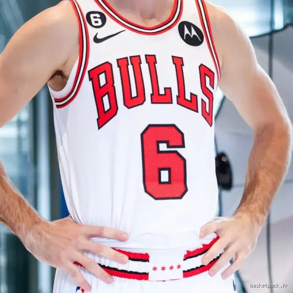 Pourquoi le numéro 6 est-il interdit en NBA ? Les dessous d'une décision historique qui bouleverse le basket américain