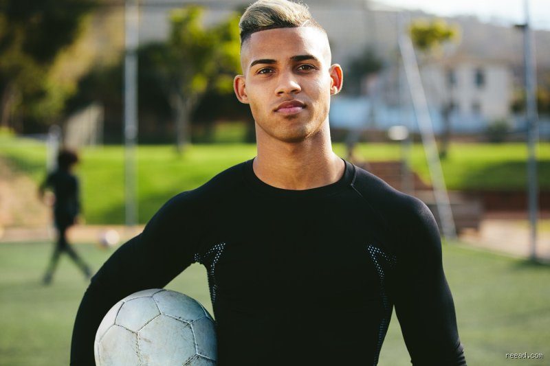 Pourquoi les joueurs de foot s Epilent ? Anatomie d’un rituel qui va bien au-delà de l’esthétique